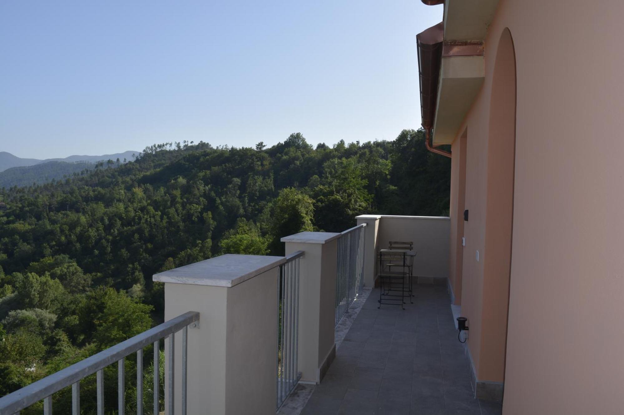 Castagnarossa Casa Vacanze Beverino Exterior foto